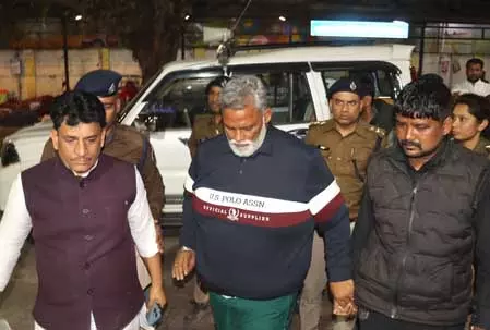 बेटे की गिरफ्तारी पर भावुक हुईं पप्पू यादव की मां, रिहा करने की अपील की बेटे की गिरफ्तारी पर भावुक हुईं पप्पू यादव की मां, रिहा करने की अपील की