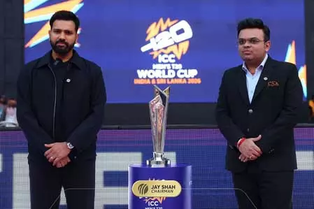 टूर्नामेंट के एंबेसडर और स्थानीय हीरो रोहित शर्मा का वानखेड़े में होना अच्छा था: जय शाह टूर्नामेंट के एंबेसडर और स्थानीय हीरो रोहित शर्मा का वानखेड़े में होना अच्छा था: जय शाह