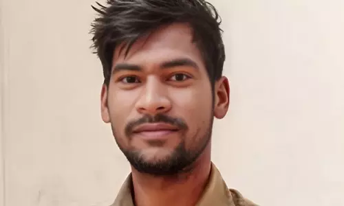 प्यार के चक्कर में बॉर्डर क्रॉस कर फंसा युवक, परिजन परेशान प्यार के चक्कर में बॉर्डर क्रॉस कर फंसा युवक, परिजन परेशान