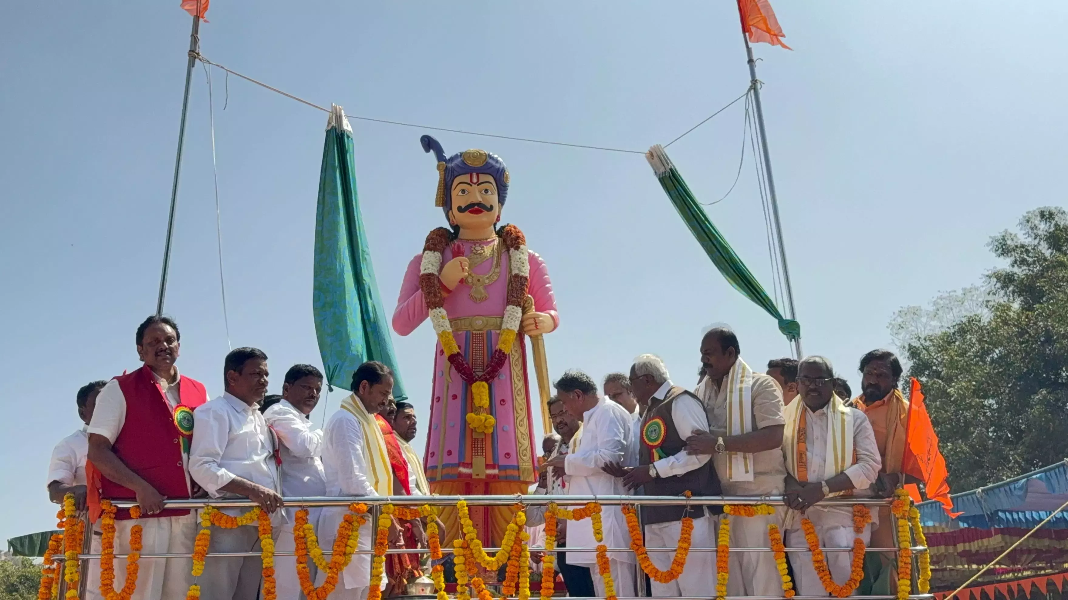 थिम्मम्मा मरिमनु को ग्लोबल टूरिस्ट हब के तौर पर डेवलप किया जाएगा: MLA थिम्मम्मा मरिमनु को ग्लोबल टूरिस्ट हब के तौर पर डेवलप किया जाएगा: MLA