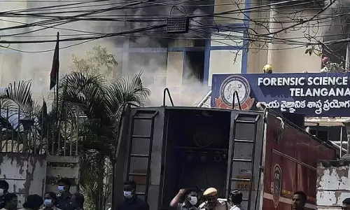 Telangana: ऑपरेटर की गलती से 9 मिनट की देरी हुई Telangana: ऑपरेटर की गलती से 9 मिनट की देरी हुई