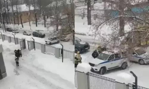 Russia: कॉलेज हॉस्टल में घुसकर 4 भारतीय छात्रों पर चाकू से हमला Russia: कॉलेज हॉस्टल में घुसकर 4 भारतीय छात्रों पर चाकू से हमला