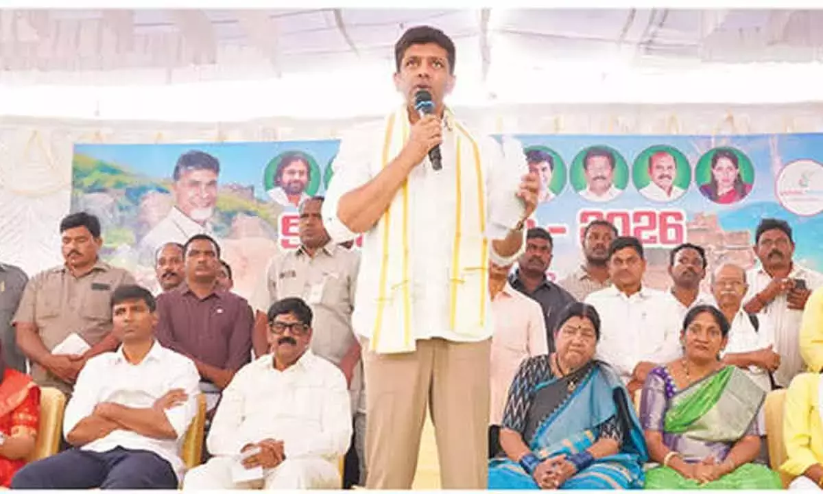 Andhra: कोंडावीडू को इंटीग्रेटेड टूरिज्म हब के तौर पर डेवलप किया जाएगा Andhra: कोंडावीडू को इंटीग्रेटेड टूरिज्म हब के तौर पर डेवलप किया जाएगा