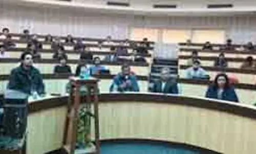 Kurukshetra NIT में दबाव में दिमाग को कंट्रोल करने पर एक्सपर्ट टॉक Kurukshetra NIT में दबाव में दिमाग को कंट्रोल करने पर एक्सपर्ट टॉक
