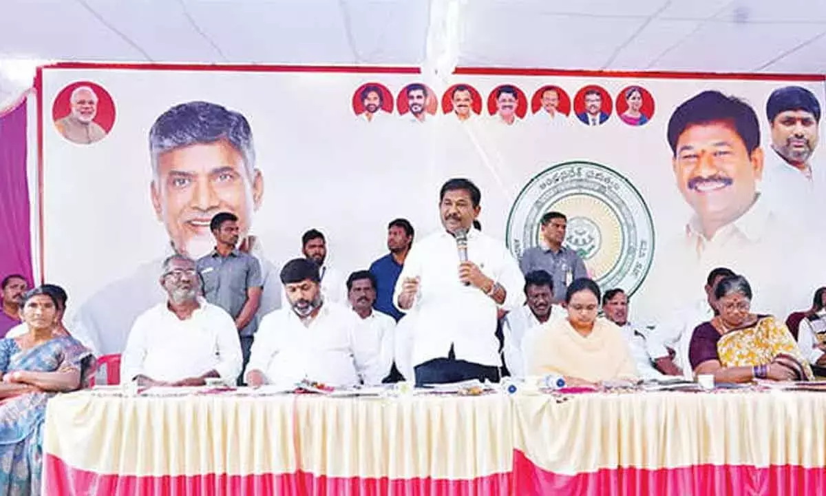 Andhra: रेवेन्यू क्लीनिक ज़मीन के झगड़ों को सुलझाते हैं