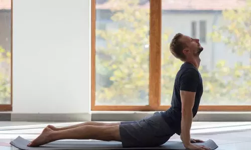 Yoga Tips: यूरिक एसिड को कम करने और किडनी की कार्यशैली बेहतर बनाने के लिए योग Yoga Tips: यूरिक एसिड को कम करने और किडनी की कार्यशैली बेहतर बनाने के लिए योग