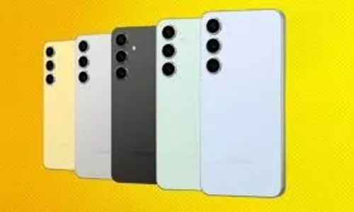 Samsung Galaxy S24 FE :अब सस्ते में, Flipkart पर मिल रहा धमाकेदार ऑफर Samsung Galaxy S24 FE :अब सस्ते में, Flipkart पर मिल रहा धमाकेदार ऑफर