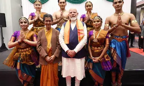 मलेशिया में पीएम मोदी का स्वागत: भारतीय सांस्कृतिक परंपराओं में डूबे हुए