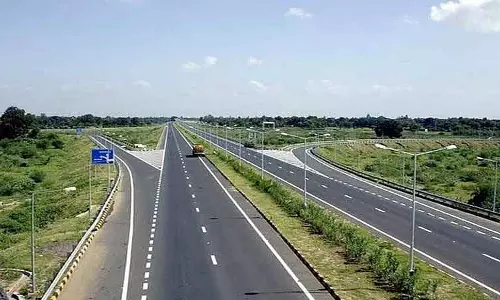 नए समृद्धि मार्ग Thane कॉरिडोर से नागपुर से दक्षिण मुंबई का यात्रा समय एक घंटे कम हो सकता है नए समृद्धि मार्ग Thane कॉरिडोर से नागपुर से दक्षिण मुंबई का यात्रा समय एक घंटे कम हो सकता है