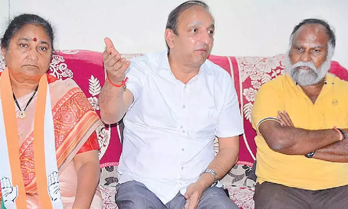 Telangana: AICC नेता का अनुमान, कांग्रेस क्लीन स्वीप के लिए तैयार Telangana: AICC नेता का अनुमान, कांग्रेस क्लीन स्वीप के लिए तैयार