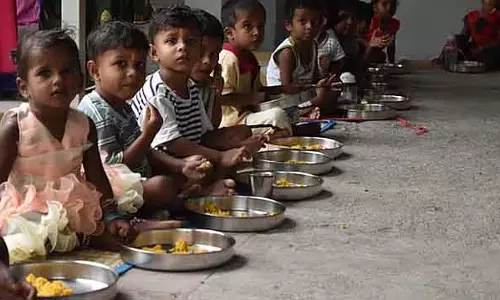 आंगनवाड़ियों में खराब क्वालिटी का खाना देना बंद करें: अशोक और डॉ. एल हनुमंथैया ने एक पत्र में CM से अपील की आंगनवाड़ियों में खराब क्वालिटी का खाना देना बंद करें: अशोक और डॉ. एल हनुमंथैया ने एक पत्र में CM से अपील की