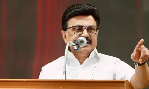 Stalin ने हिंदी थोपने और NEET के खिलाफ चेतावनी दी Stalin ने हिंदी थोपने और NEET के खिलाफ चेतावनी दी