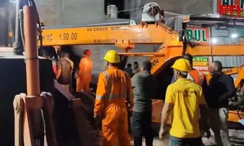 Rajasthan : कोटा में तीन मंजिला इमारत गिरने से मलबे से निकाले गए 15 लोगों में से 2 की मौत