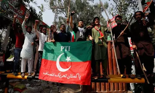 Pakistan: PTI का देशव्यापी विरोध, शटर-डाउन हड़ताल जारी, इस्लामाबाद ब्लास्ट पीड़ितों के लिए शोक