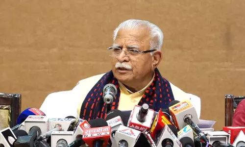 रायपुर में प्रेस वार्ता कर रहे केंद्रीय मंत्री मनोहर लाल, Live रायपुर में प्रेस वार्ता कर रहे केंद्रीय मंत्री मनोहर लाल, Live