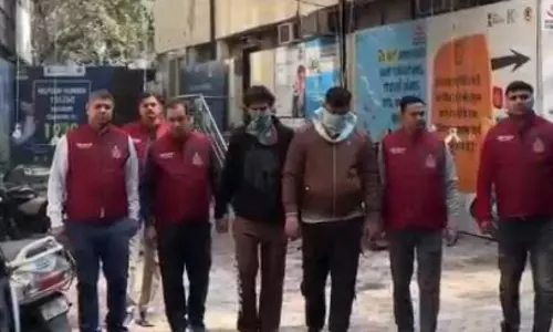 100 करोड़ के डिजिटल अरेस्ट स्कैम का पर्दाफाश, दो लोग गिरफ्तार 100 करोड़ के डिजिटल अरेस्ट स्कैम का पर्दाफाश, दो लोग गिरफ्तार