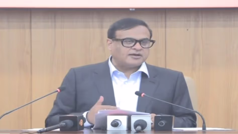 Assam कैबिनेट ने राज्य सरकार के कर्मचारियों के लिए 8वें वेतन आयोग के गठन को मंजूरी दी Assam कैबिनेट ने राज्य सरकार के कर्मचारियों के लिए 8वें वेतन आयोग के गठन को मंजूरी दी
