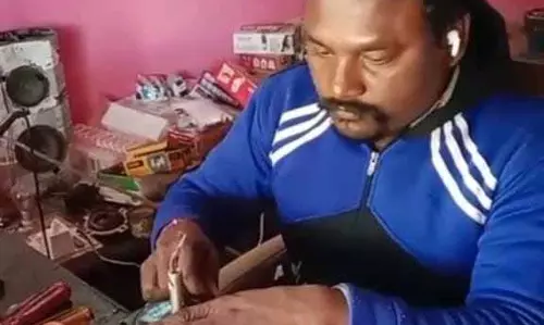 शासन के सहयोग से आत्मनिर्भरता की राह पर दिव्यांग राजेश कुमार पटेल