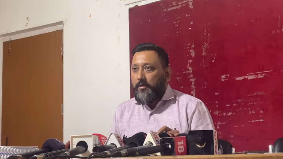 APSC घोटाले की जांच रिपोर्ट कानूनी जांच के दायरे में आ गई APSC घोटाले की जांच रिपोर्ट कानूनी जांच के दायरे में आ गई