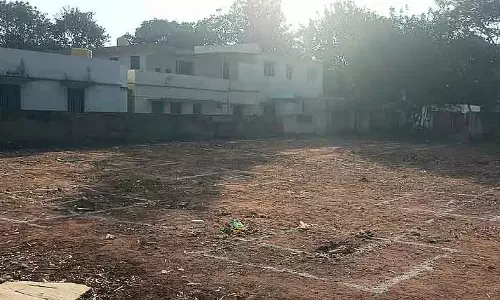 Shidlaghatta : गुरु भवन के लिए कई जगहों पर भूमि पूजन किया गया Shidlaghatta : गुरु भवन के लिए कई जगहों पर भूमि पूजन किया गया