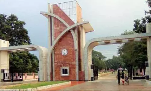 दुर्व्यवहार के आरोप में Sambalpur यूनिवर्सिटी ने रिसर्च गाइड को सस्पेंड किया