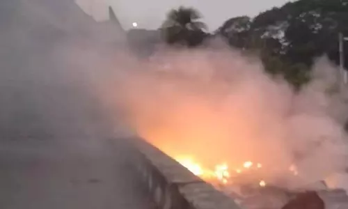 Chengai में रेलवे फ्लाईओवर के नीचे कचरा जलाने से स्वास्थ्य संबंधी चिंताएं बढ़ रही
