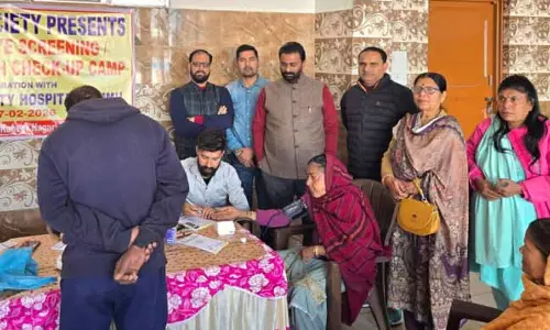 JAMMU: संवेदना सोसायटी ने हेल्थ-आई स्क्रीनिंग कैंप का आयोजन किया