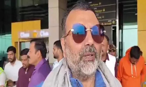 BJP सांसद निशिकांत दुबे ने लोकसभा में हंगामे के लिए कांग्रेस की आलोचना की BJP सांसद निशिकांत दुबे ने लोकसभा में हंगामे के लिए कांग्रेस की आलोचना की