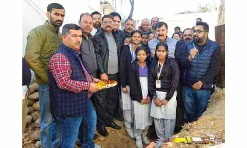 Arvind Gupta ने जीएचएसएस रेहारी में बाउंड्री वॉल निर्माण कार्य शुरू किया Arvind Gupta ने जीएचएसएस रेहारी में बाउंड्री वॉल निर्माण कार्य शुरू किया