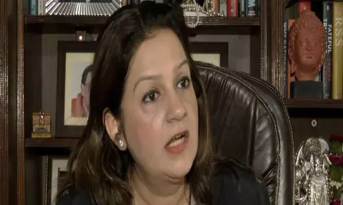 प्रियंका चतुर्वेदी ने India-अमेरिका व्यापार समझौते को धोखाधड़ी बताया प्रियंका चतुर्वेदी ने India-अमेरिका व्यापार समझौते को धोखाधड़ी बताया
