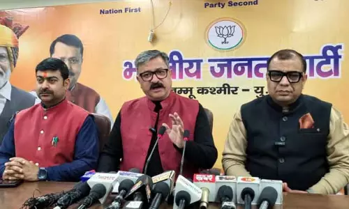 BJP ने ‘विजनलेस बजट’ की आलोचना की, उमर अब्दुल्ला से इस्तीफ़ा देने को कहा BJP ने ‘विजनलेस बजट’ की आलोचना की, उमर अब्दुल्ला से इस्तीफ़ा देने को कहा
