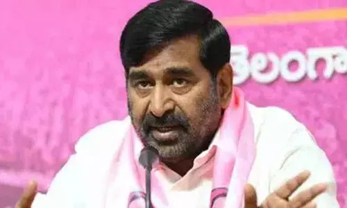 Jagadish Reddy ने सूर्यापेट में कर्नल संतोष की मां के लिए समर्थन की अपील की Jagadish Reddy ने सूर्यापेट में कर्नल संतोष की मां के लिए समर्थन की अपील की