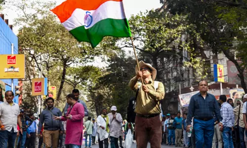 बंगाल में कर्मचारियों ने बकाया DA भुगतान की मांग पर फिर से प्रदर्शन किया