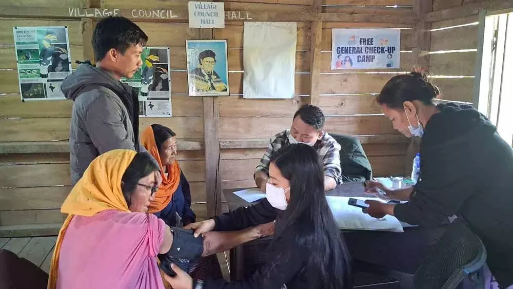 Nagaland : केबाई-खेलमा गांवों में स्वास्थ्य जांच शिविर Nagaland : केबाई-खेलमा गांवों में स्वास्थ्य जांच शिविर