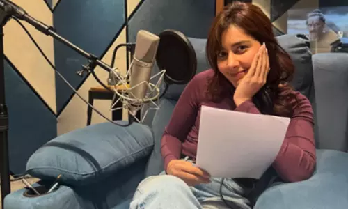Raashi Khanna ने डबिंग शुरू की, उस्ताद भगत सिंह के लिए तैयारी में उत्साहित