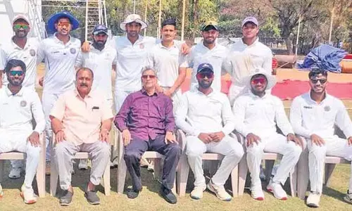सीके नायडू ट्रॉफी में Hyderabad ने असम पर पहली पारी में बढ़त हासिल की सीके नायडू ट्रॉफी में Hyderabad ने असम पर पहली पारी में बढ़त हासिल की