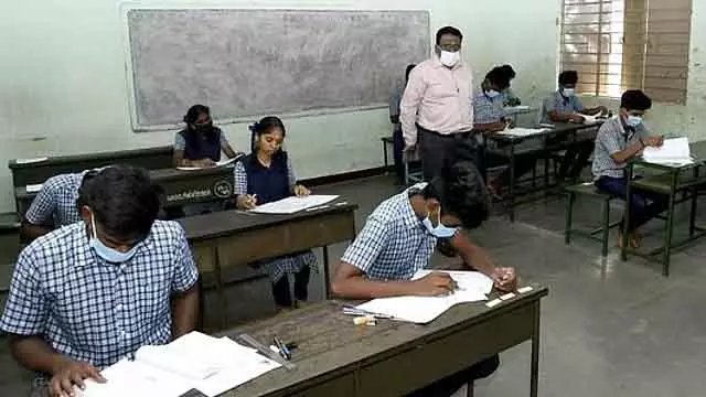 Plus 2 परीक्षा: व्यक्तिगत उम्मीदवारों के पास तत्काल के माध्यम से आवेदन करने का अवसर है Plus 2 परीक्षा: व्यक्तिगत उम्मीदवारों के पास तत्काल के माध्यम से आवेदन करने का अवसर है