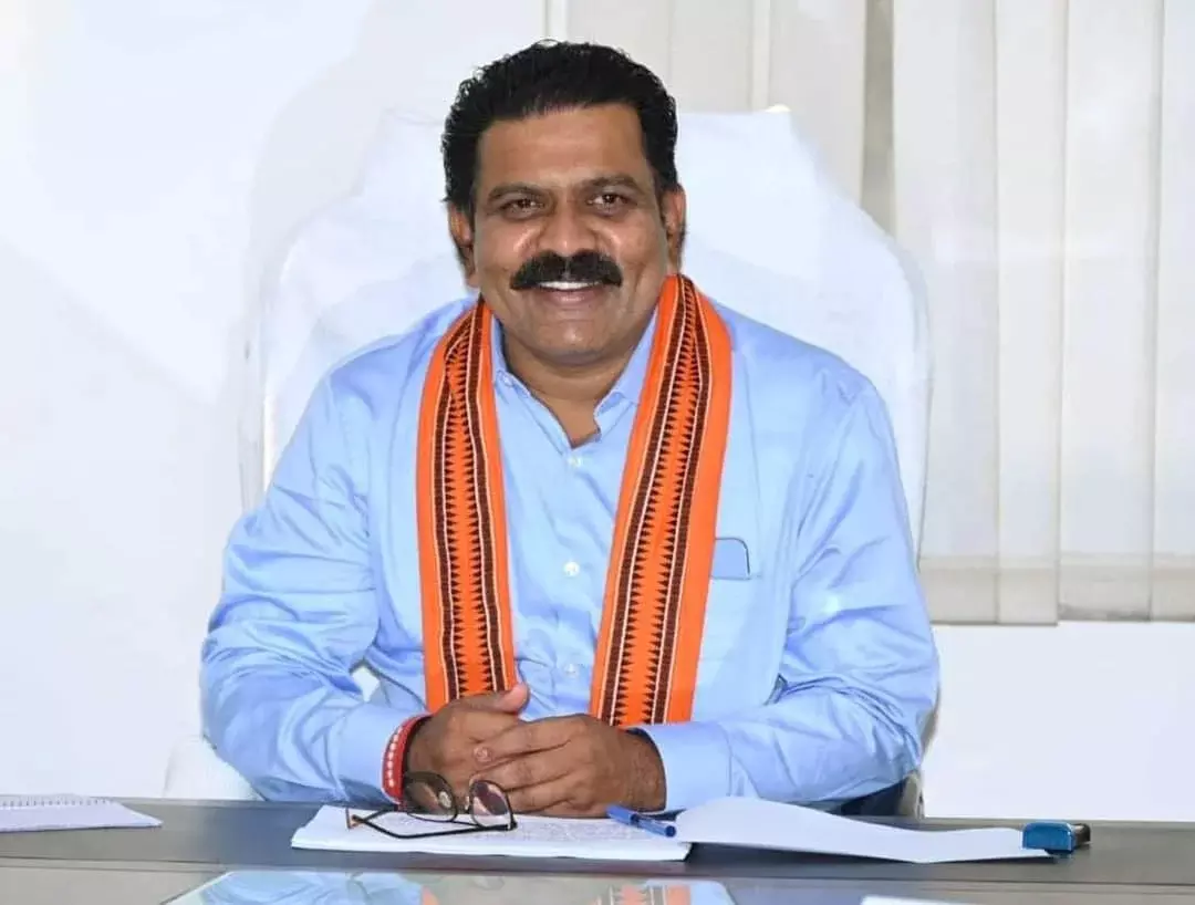 राहुल गांधी ने भूपेश बघेल को मुश्किल में डाला : गृहमंत्री विजय शर्मा राहुल गांधी ने भूपेश बघेल को मुश्किल में डाला : गृहमंत्री विजय शर्मा