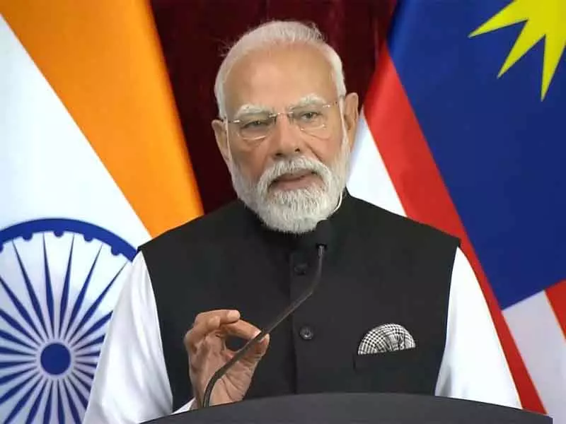 PM Modi: तमिल भाषा का साझा प्यार भारत-मलेशिया को जोड़ता है PM Modi: तमिल भाषा का साझा प्यार भारत-मलेशिया को जोड़ता है