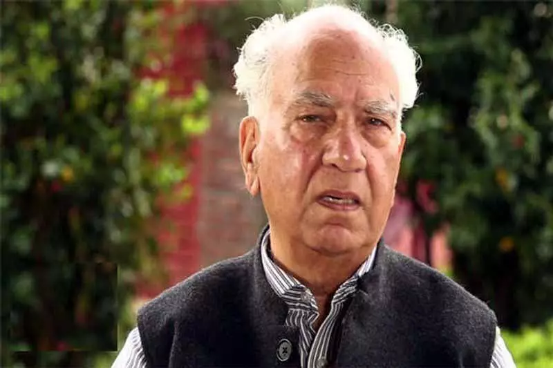 Former CM Shanta Kumar ने लोकसभा के गिरते स्तर पर दुख जताया Former CM Shanta Kumar ने लोकसभा के गिरते स्तर पर दुख जताया