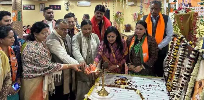 मोदी सरकार महिलाओं के नेतृत्व वाले विकास के लिए प्रतिबद्धता के साथ काम कर रही: Tarun Chugh मोदी सरकार महिलाओं के नेतृत्व वाले विकास के लिए प्रतिबद्धता के साथ काम कर रही: Tarun Chugh