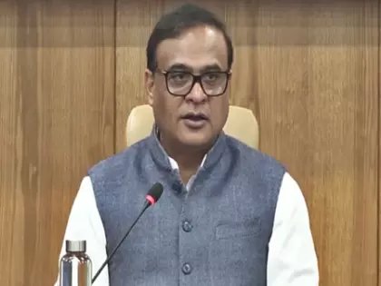 गौरव गोगोई पर असम CM का बयान, नागरिकता बनी विवाद का केंद्र गौरव गोगोई पर असम CM का बयान, नागरिकता बनी विवाद का केंद्र