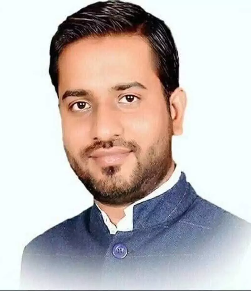कांग्रेस पार्षद के खिलाफ FIR, AAP नेता पर हेल्थ कार्ड बनवाने के लिए पैसे मांगने का आरोप कांग्रेस पार्षद के खिलाफ FIR, AAP नेता पर हेल्थ कार्ड बनवाने के लिए पैसे मांगने का आरोप