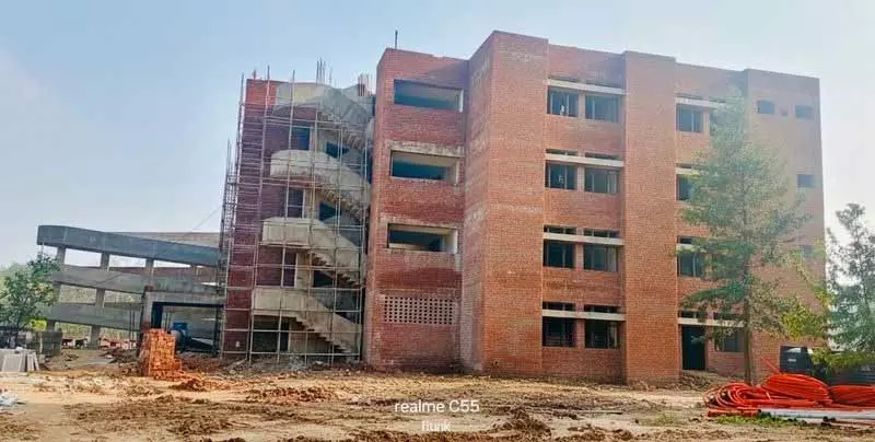 Chandigarh में शिक्षा इंफ्रास्ट्रक्चर को 33 करोड़ रुपये का बूस्ट Chandigarh में शिक्षा इंफ्रास्ट्रक्चर को 33 करोड़ रुपये का बूस्ट