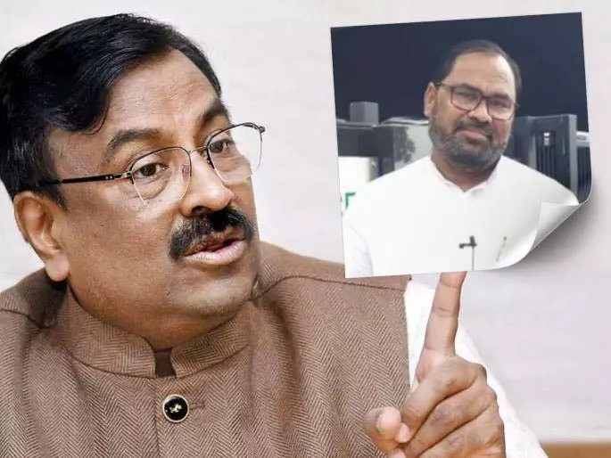 Jorgeva से सुधीर मुनगंटीवार नाराज़, नए विवाद के बीच बीजेपी की टेंशन बढ़ी Jorgeva से सुधीर मुनगंटीवार नाराज़, नए विवाद के बीच बीजेपी की टेंशन बढ़ी