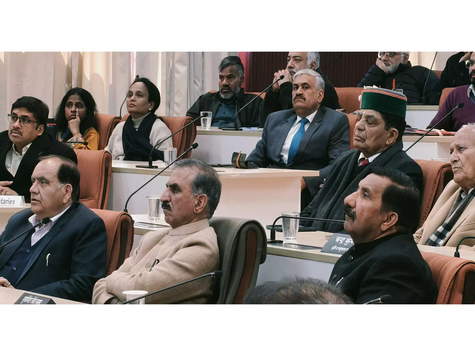 हिमाचल CM सुखु ने राजस्व घाटे के समाधान के लिए विपक्ष और पीएम से समर्थन मांगा हिमाचल CM सुखु ने राजस्व घाटे के समाधान के लिए विपक्ष और पीएम से समर्थन मांगा