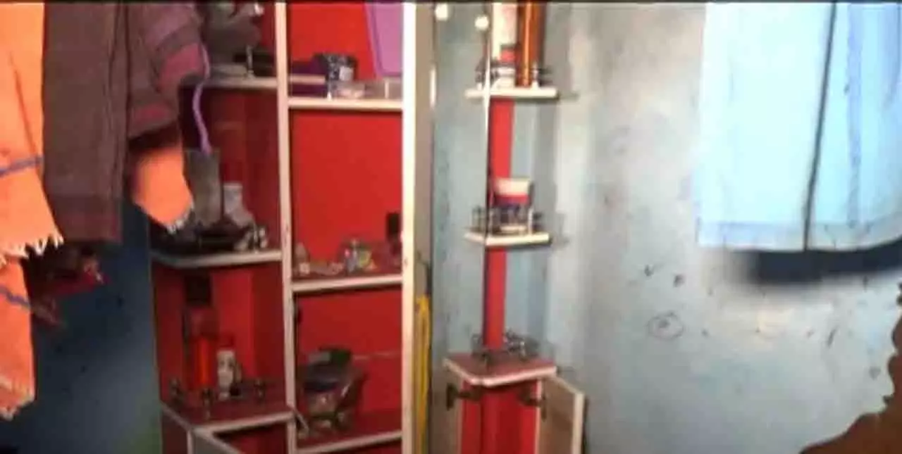 उदाला, Odisha: बंद घर में चोरी, नकदी और सोने के जेवरात ले गए चोर उदाला, Odisha: बंद घर में चोरी, नकदी और सोने के जेवरात ले गए चोर