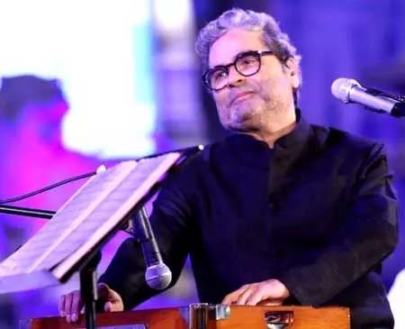 विशाल भारद्वाज को भा गया ‘अस्सी’ का ट्रेलर, बोले- इसे कहते हैं फिल्म पत्रकारिता विशाल भारद्वाज को भा गया ‘अस्सी’ का ट्रेलर, बोले- इसे कहते हैं फिल्म पत्रकारिता