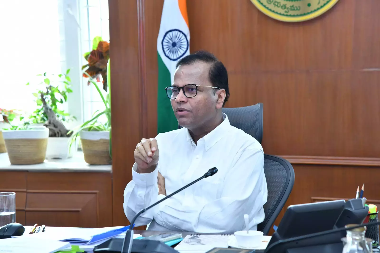 Telangana: सरकार ₹8.81 लाख करोड़ के निवेश को तेज़ी से आगे बढ़ाने के लिए आगे बढ़ी