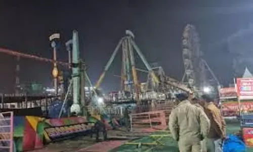 Surajkund fair accident : झूला लगाने वाली कंपनी के प्रोपराइटर समेत 2 आरोपी गिरफ्तार Surajkund fair accident : झूला लगाने वाली कंपनी के प्रोपराइटर समेत 2 आरोपी गिरफ्तार